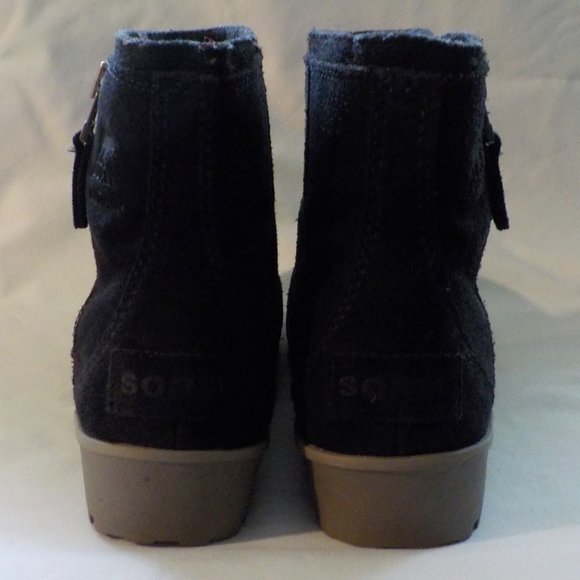 Sorel boots sz 8M sz 39 black suede leather EUC - Picture 4 of 4